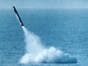 SM 39 yang diluncurkan dari kapal selam