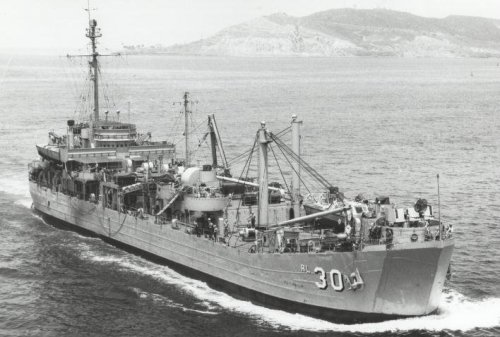 USS Askari, sesudah menjadi milik TNI AL pada tahun 1971, berganti nama menjadi KRI Jaya Wiaya. Repair ship kelas Achelous ini digunakan AS pada perang Korea dan perang Vietnam. 