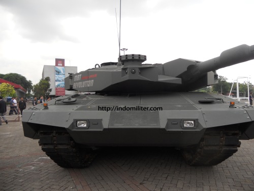 Leopard 2 A4 Ri (Revolution). Nantinya TNI AD akan menerima tank ini, lebih handal dibanding punya Singapura.