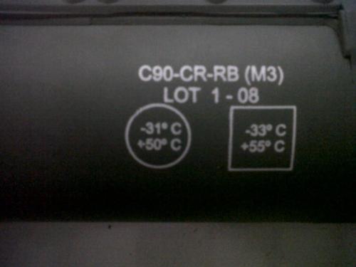 Pada tabung peluncur juga dilengkapi informasi untuk suhu untuk pemakaian terbaik