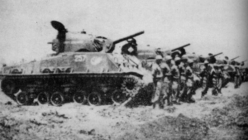 Armada tank Sherman KKO AL