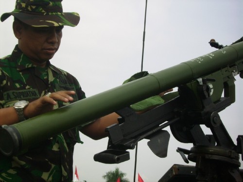 QW-3 dioperasikan oleh personel Paskhas TNI AU